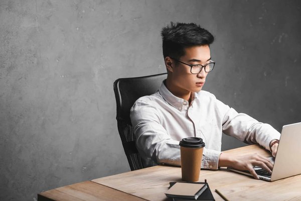 Quelles tactiques de SEO local sont les plus efficaces pour un petit commerce en ligne?