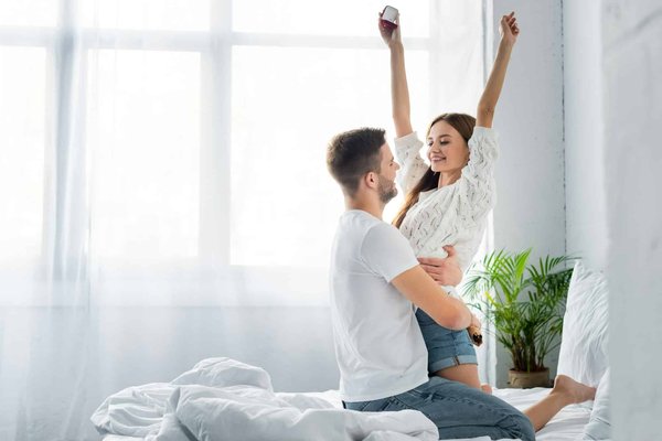 Comment les applications de méditation peuvent-elles utiliser les notifications pour maintenir l'engagement des utilisateurs ?