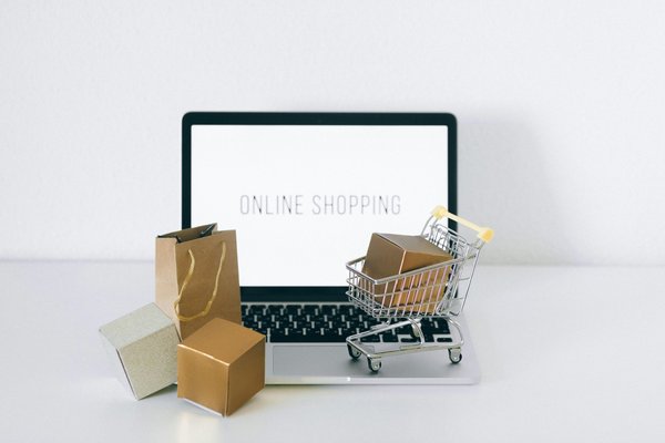 Webflow e-commerce : transformez votre boutique en ligne facilement